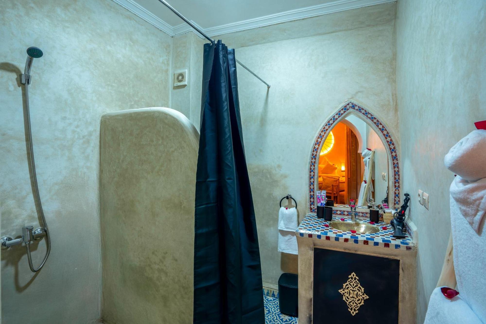 Riad Le Graff Pink Marrakesh Buitenkant foto