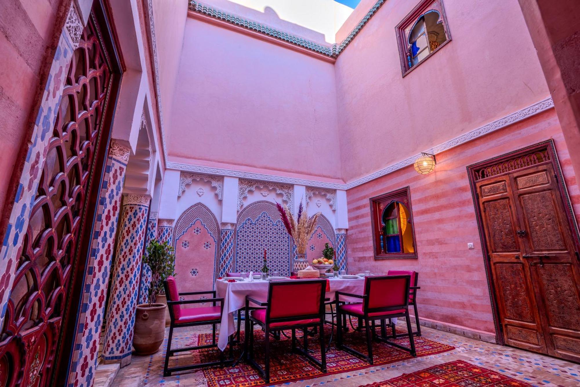 Riad Le Graff Pink Marrakesh Buitenkant foto